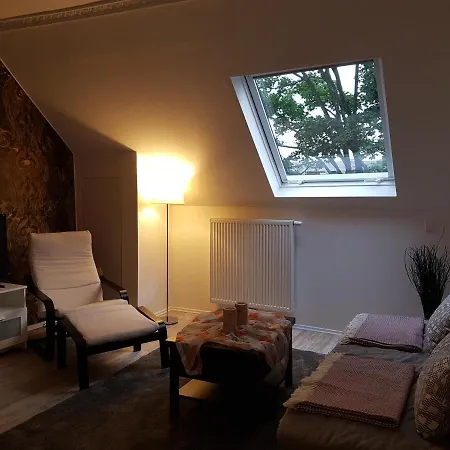 Rheinaue Apartamento *